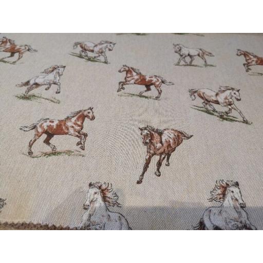 Shabby Horses linen look canvas by Chatham Glyn