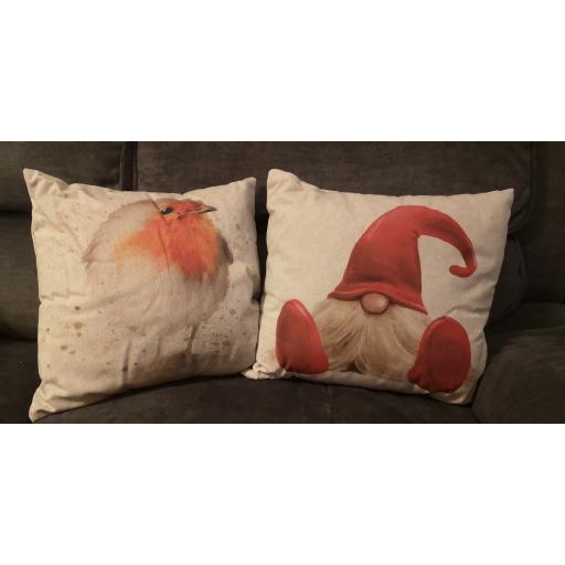 Christmas cushion - robin or gonk