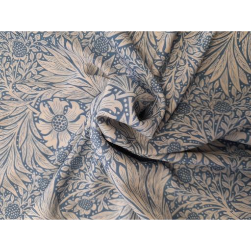 Powder Blue floral Viscose-Ideal for dressmaking- Lightweight woven -floaty fabric- Arts and Crafts Free postage